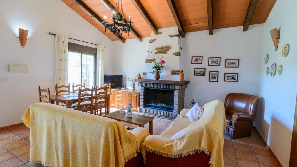 Casa Rural El Guindo Малага Экстерьер фото