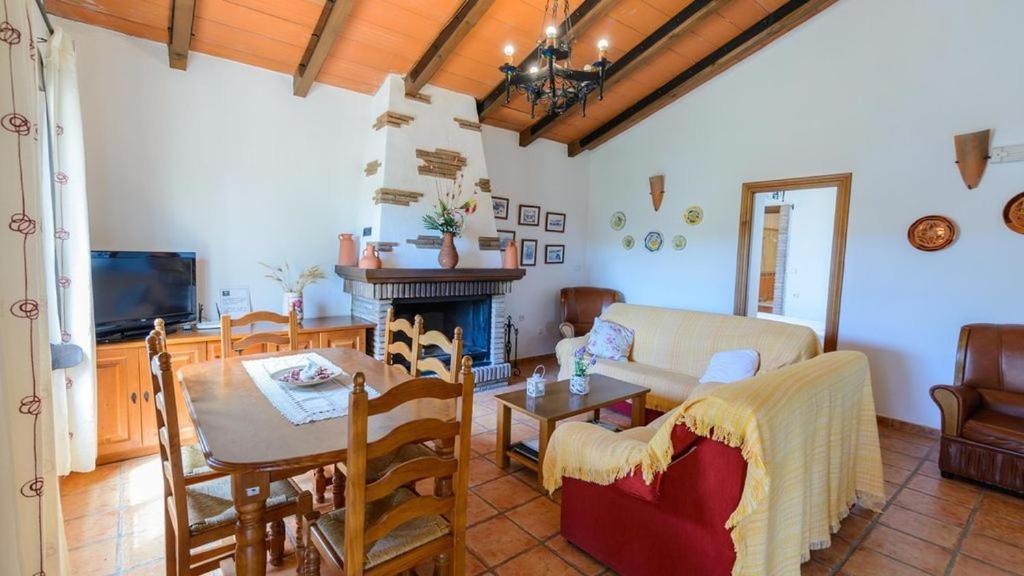 Casa Rural El Guindo Малага Экстерьер фото